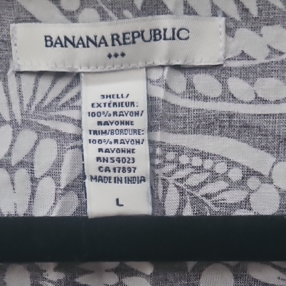 Banana Republic Black and White Floral Kimono - Picture 4 of 4